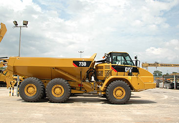 Cat Articulated Dump Truck Operator Familiarization & Safety