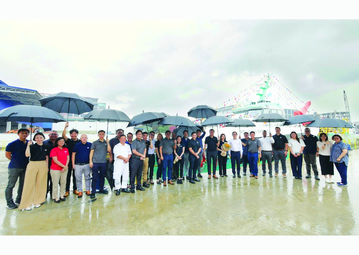 Group Photo 120x853
