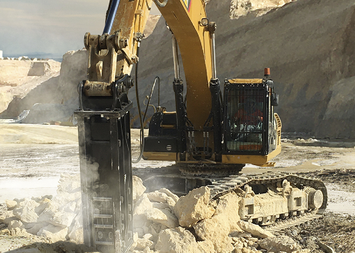 Cat® 120 GC S Hammer 