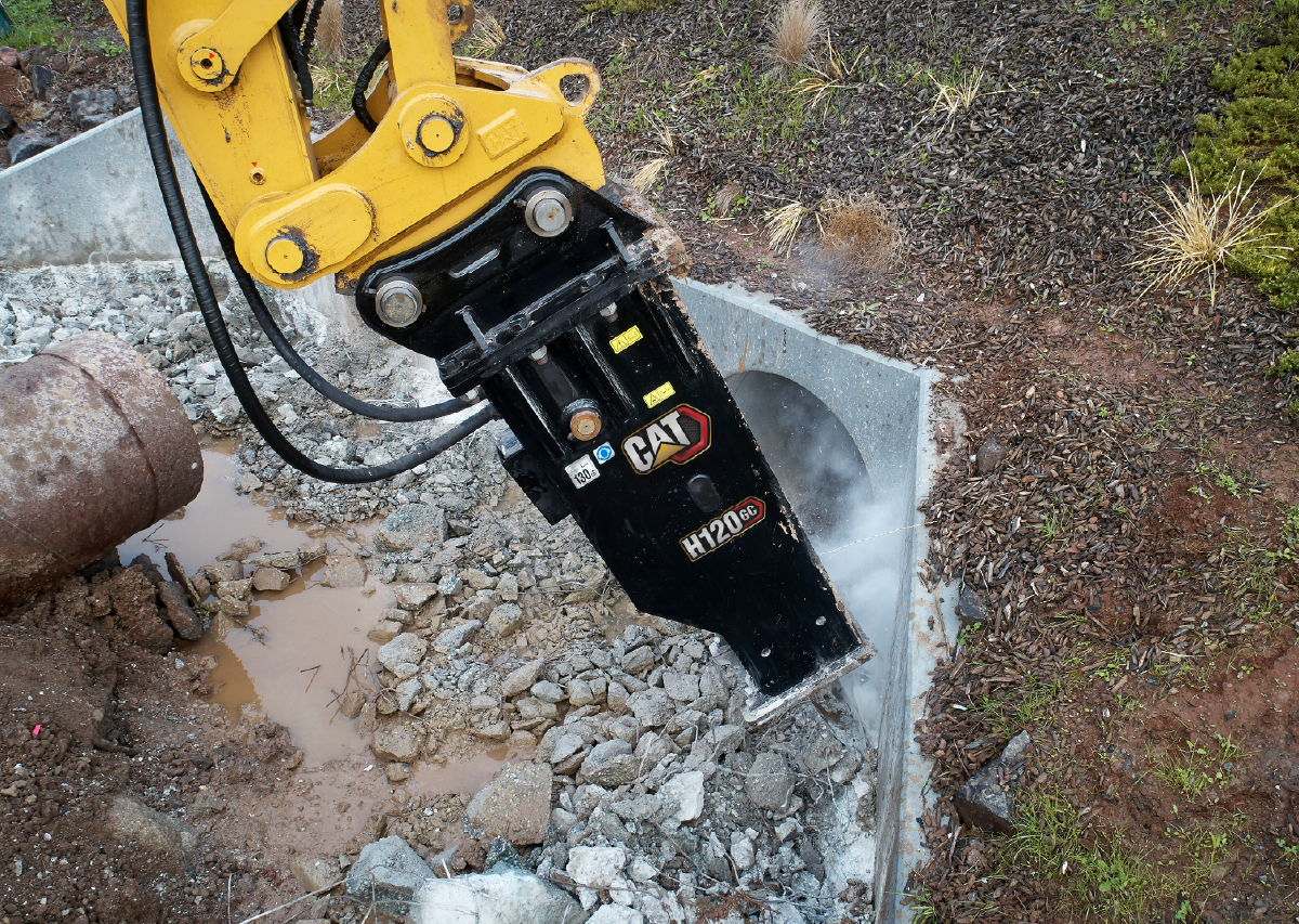 HammerWeb1 Cat® 120 GC S Hammer  | Tractors Singapore