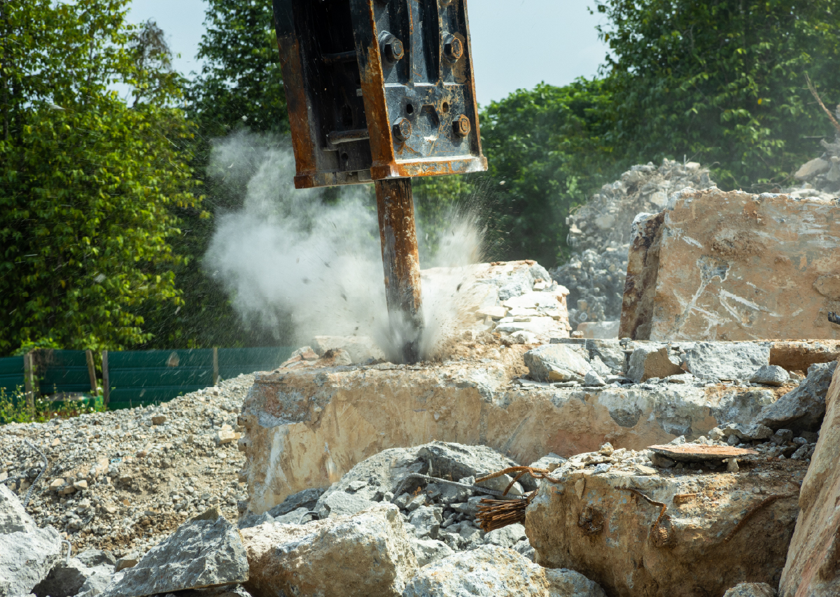 HammerWeb4 Cat® 120 GC S Hammer  | Tractors Singapore